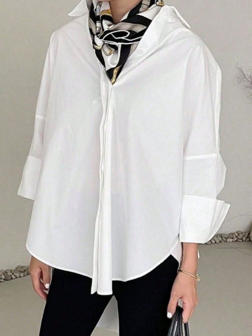 white Casual Women's Long-Sleeve Fit Blouse - Picture 6 of 6